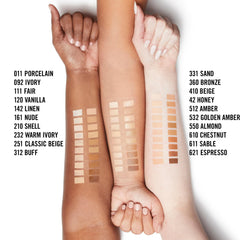 Corrector Stay Matte cubre imperfecciones y ojeras para un aspecto más limpio.