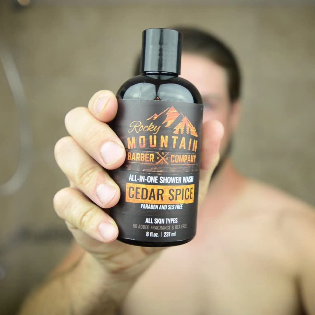 Lavado facial con Cedar Spice Todo-en-uno, cuidado diario de la piel