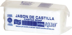 Jabón de Castilla Roldán en envase, suave para piel sensible y uso diario.