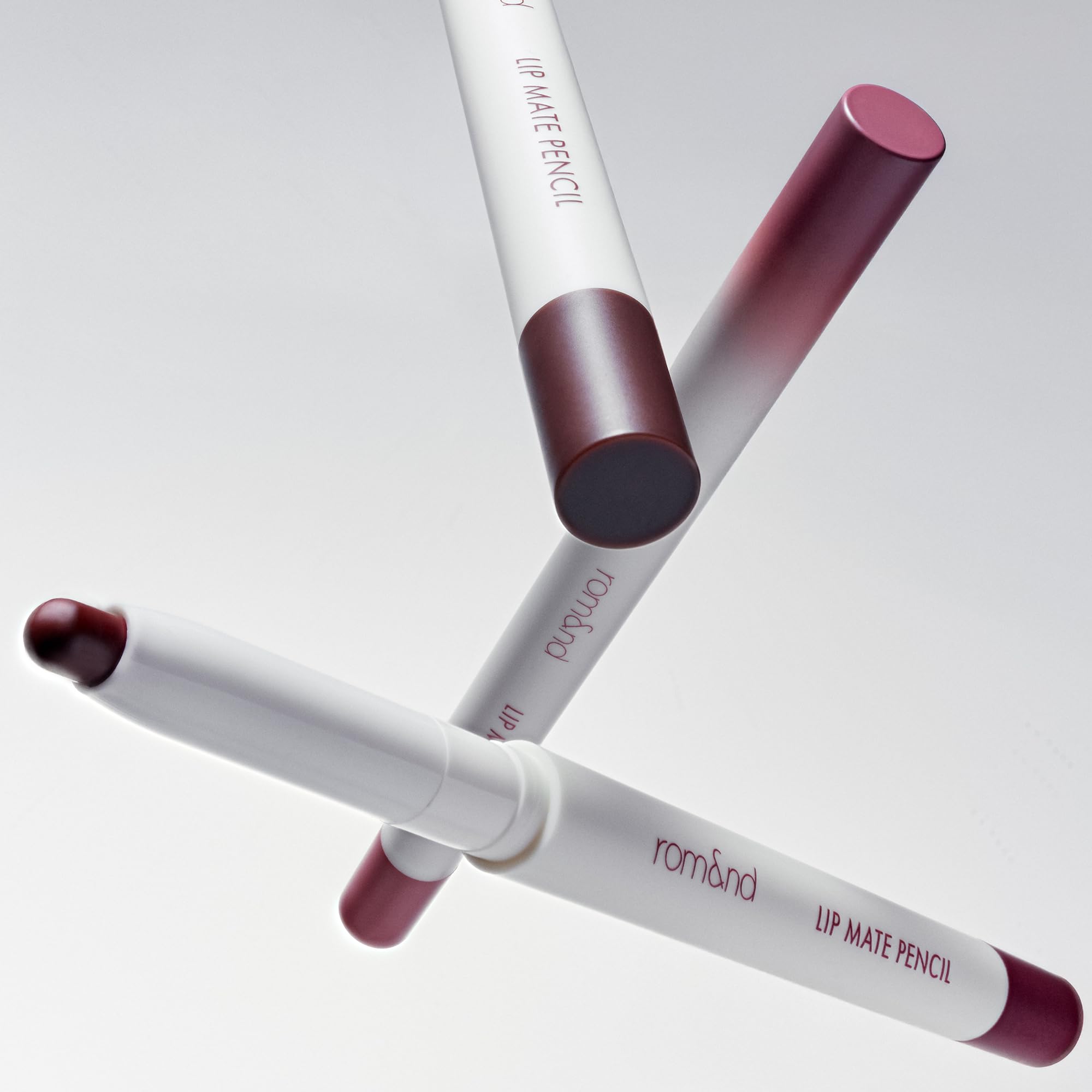 romnd delineador labial para efecto sobrelabio y gradientes suaves