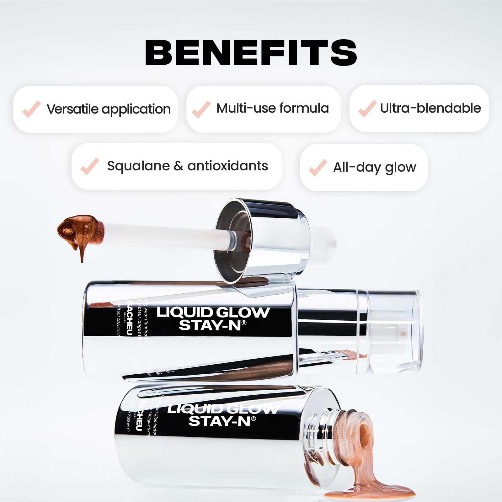 Sacheu Liquid Glow STAY-N iluminador suave para realzar rasgos faciales.