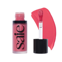 Saie Dew Liquid Blush con aplicador grueso para una aplicación precisa.