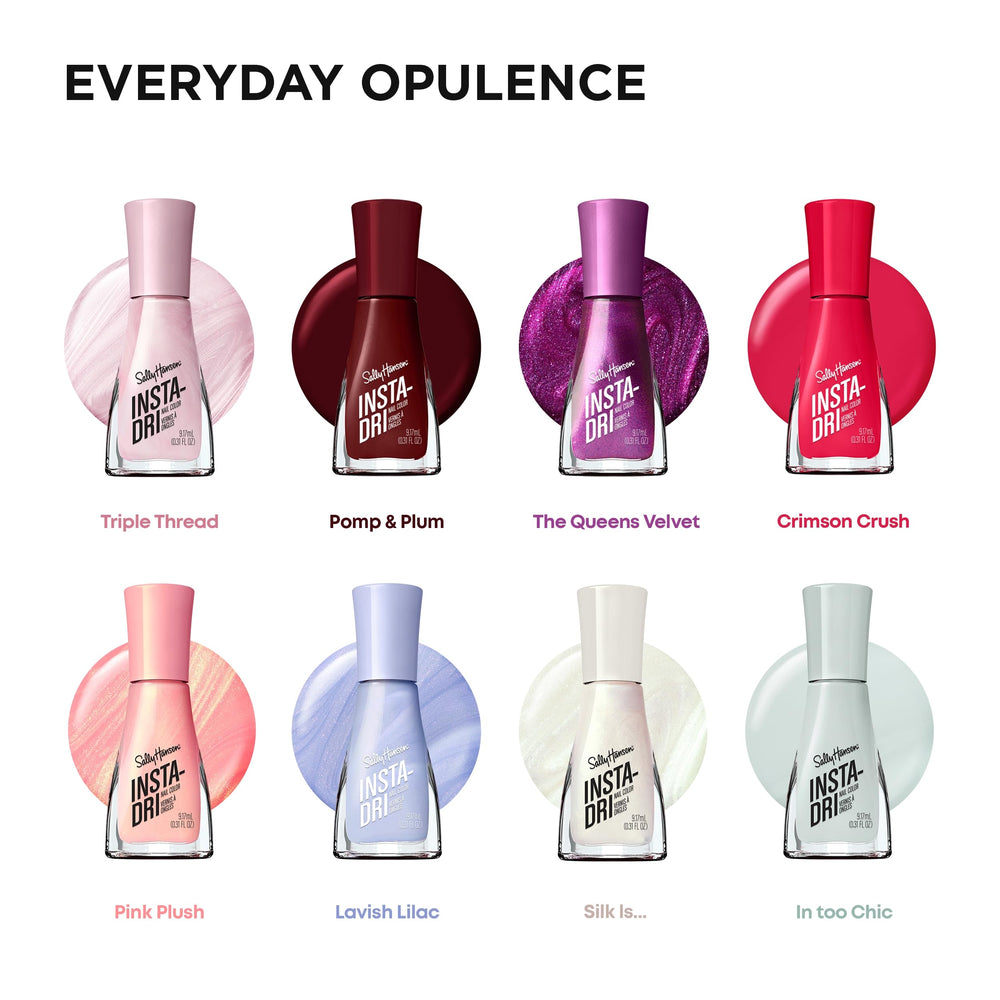 Sally Hansen Insta-Dri: tono 66 El Velvet de la Reina en uñas.
