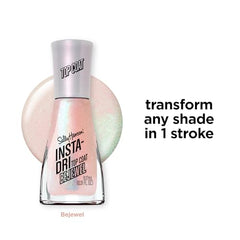 Sally Hansen Insta-Dri, pincel preciso para una aplicación limpia y rápida.