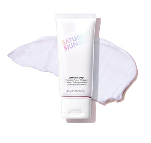 Saturday Skin Pretty Pop crema batida en frasco, hidratación suave para la piel.