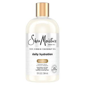 Champú SheaMoisture hidratación diaria en botella, limpieza suave para el cabello.