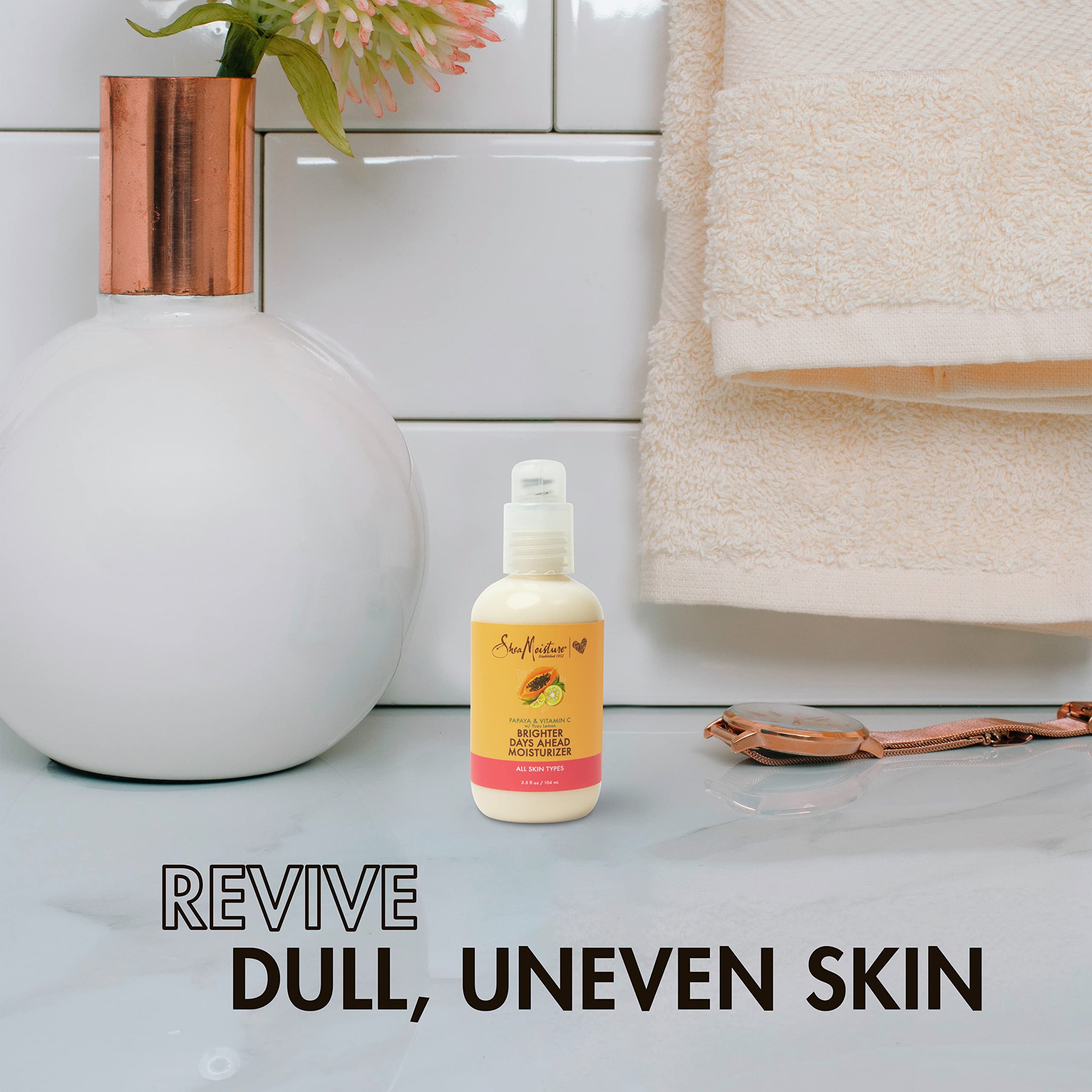 Rutina de cuidado diaria con SheaMoisture tras la limpieza facial.