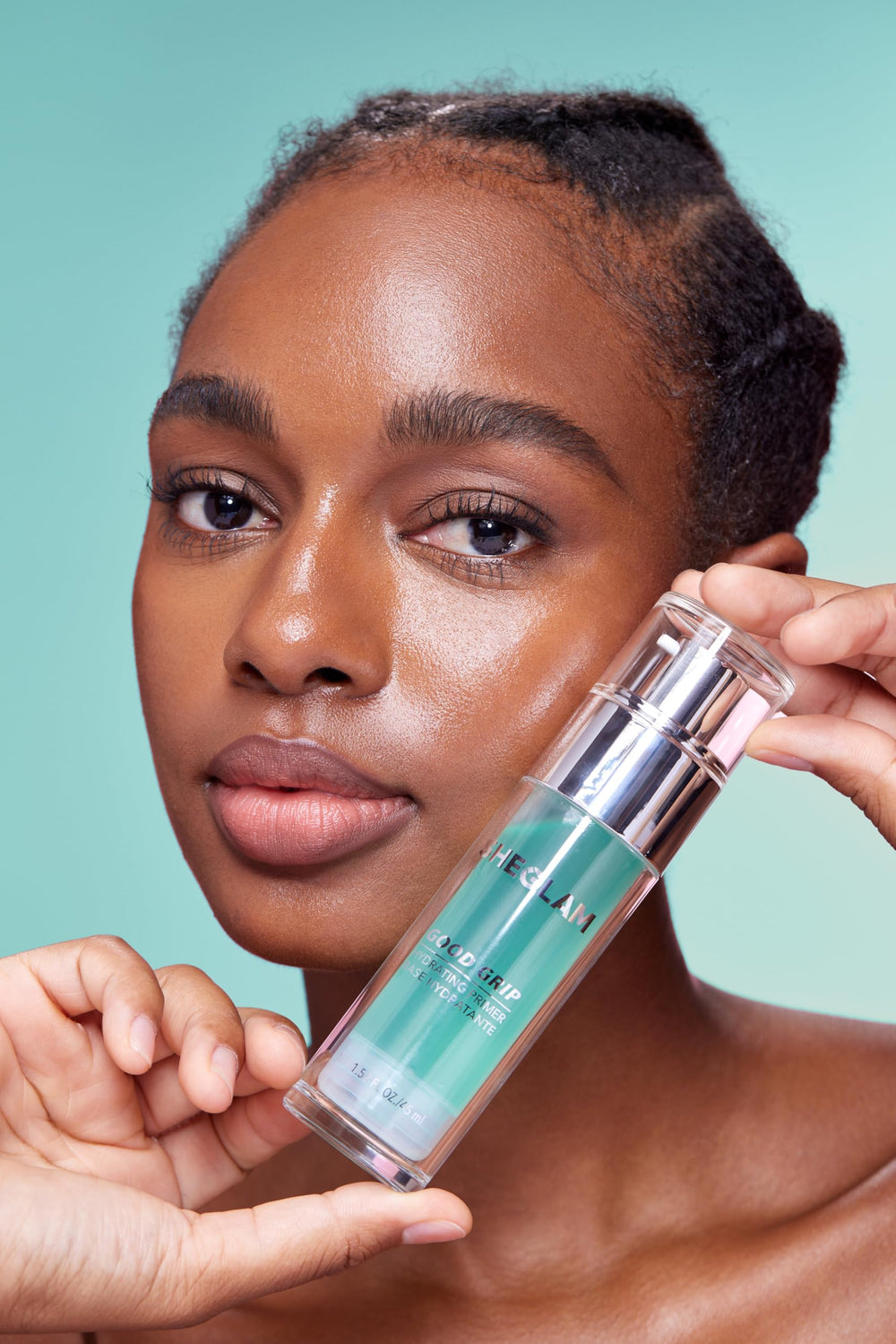 SHEGLAM Good Grip prepara la piel para maquillaje duradero durante el día
