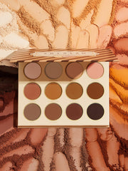 SHEGLAM Smart Cookie Palette, pigmentación alta para realzar cada párpado con facilidad.