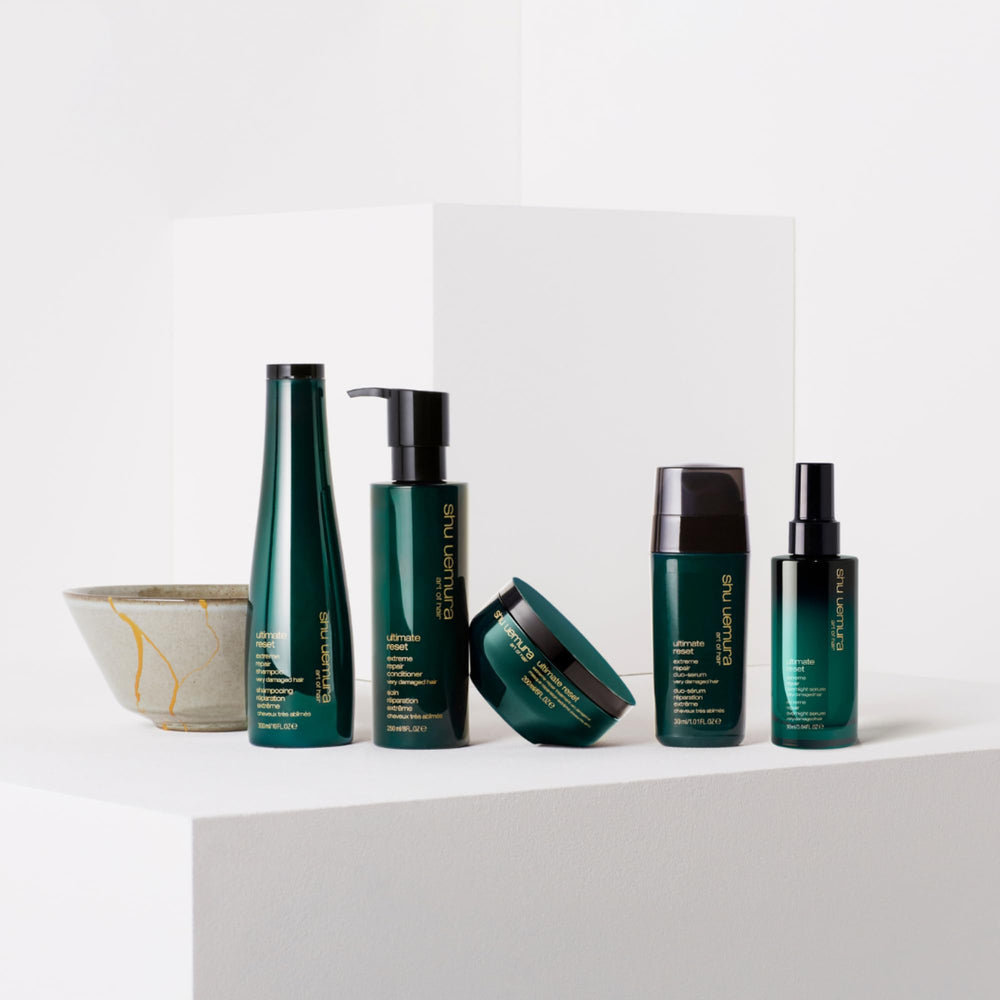 Uso diario con Shu Uemura Art of Hair Ultimate Reset para reducción de enredos.