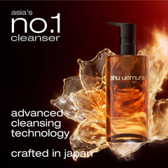 shu uemura Ultime8 Sublime, textura seda para una limpieza suave y efectiva.