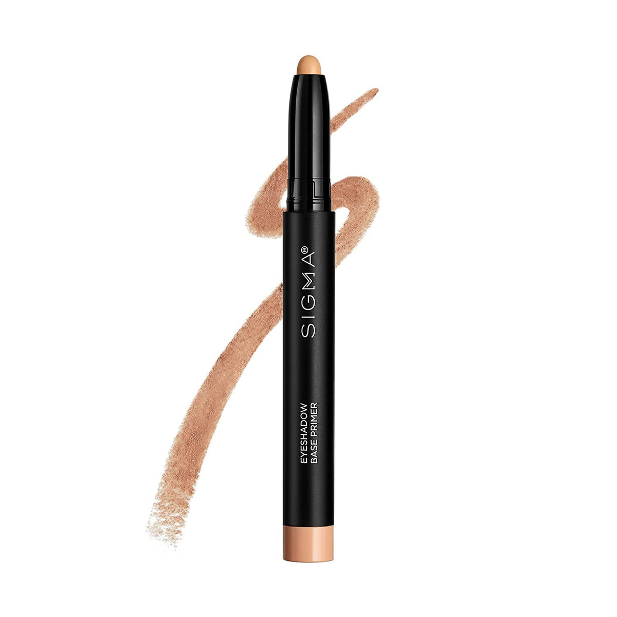 Sigma Beauty primer de ojos crayon retráctil en uso para aplicación suave.