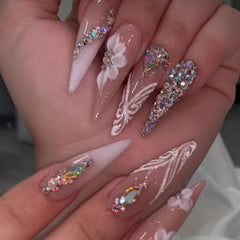 SINHOT Pegamento para uñas ofrece fijación duradera para un look seguro.