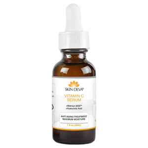 Serum SKIN DEVA en primer plano, brillo y claridad de la piel