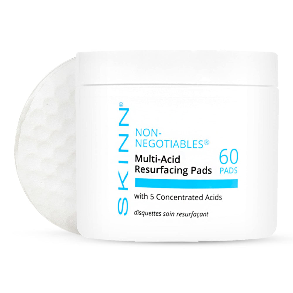 SKINN Multi-Ácido Resurfacing Pads frente de empaque para iniciar la rutina exfoliante.