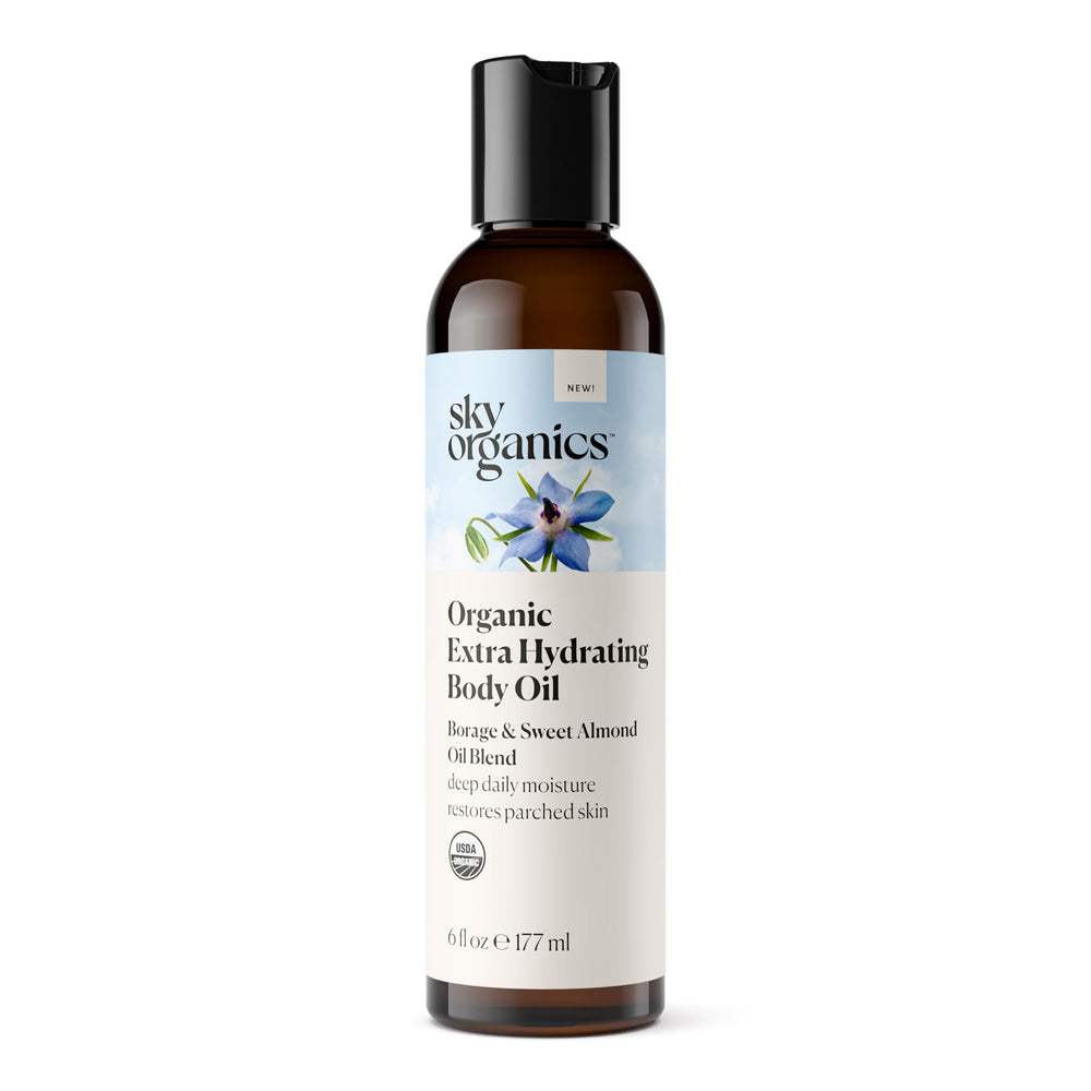 Piel humedecida recibe hidratación del aceite corporal de Sky Organics