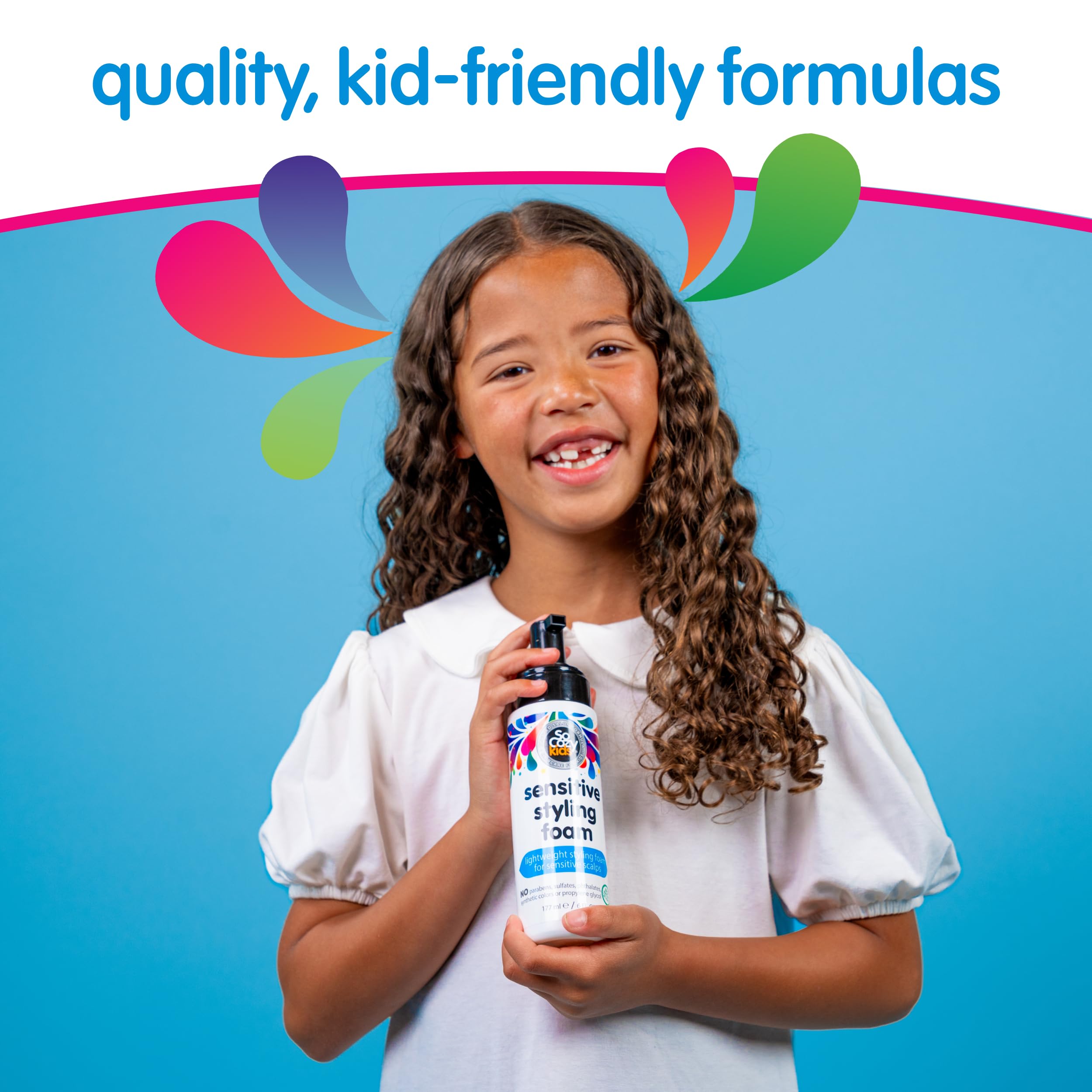 Fórmula con Keratina y Romero de SoCozy para cabello infantil suave.