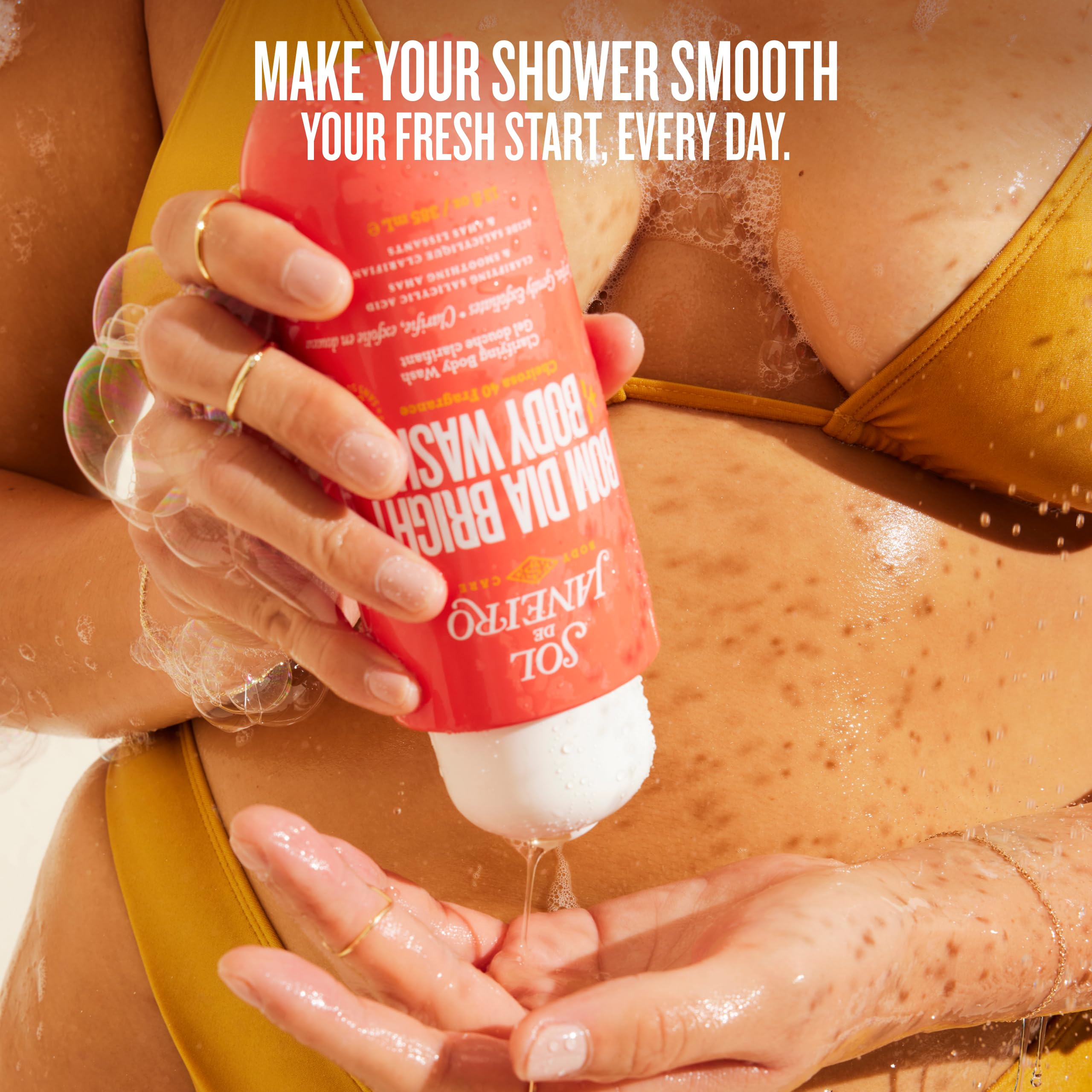 Sol de Janeiro Bom Dia Brillo Corporal Experiencia de ducha sensorial y revitalizante.