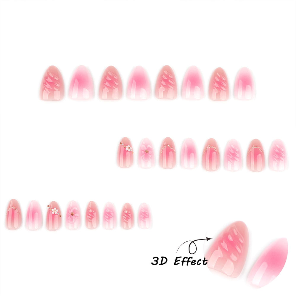 Detalle de gemas doradas en uñas Spebozy 3D para realzar el brillo.