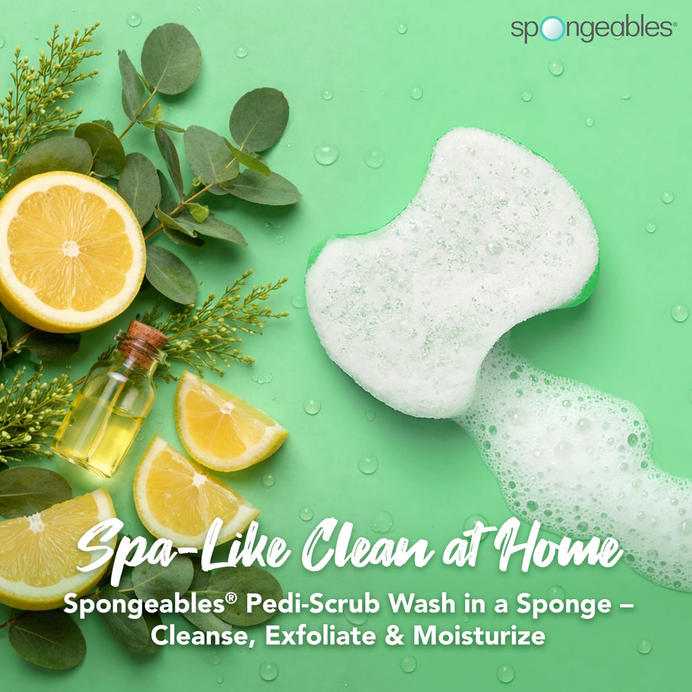 Spongeables Pedi Scrub: textura dual exfolia y limpia suavemente los pies.