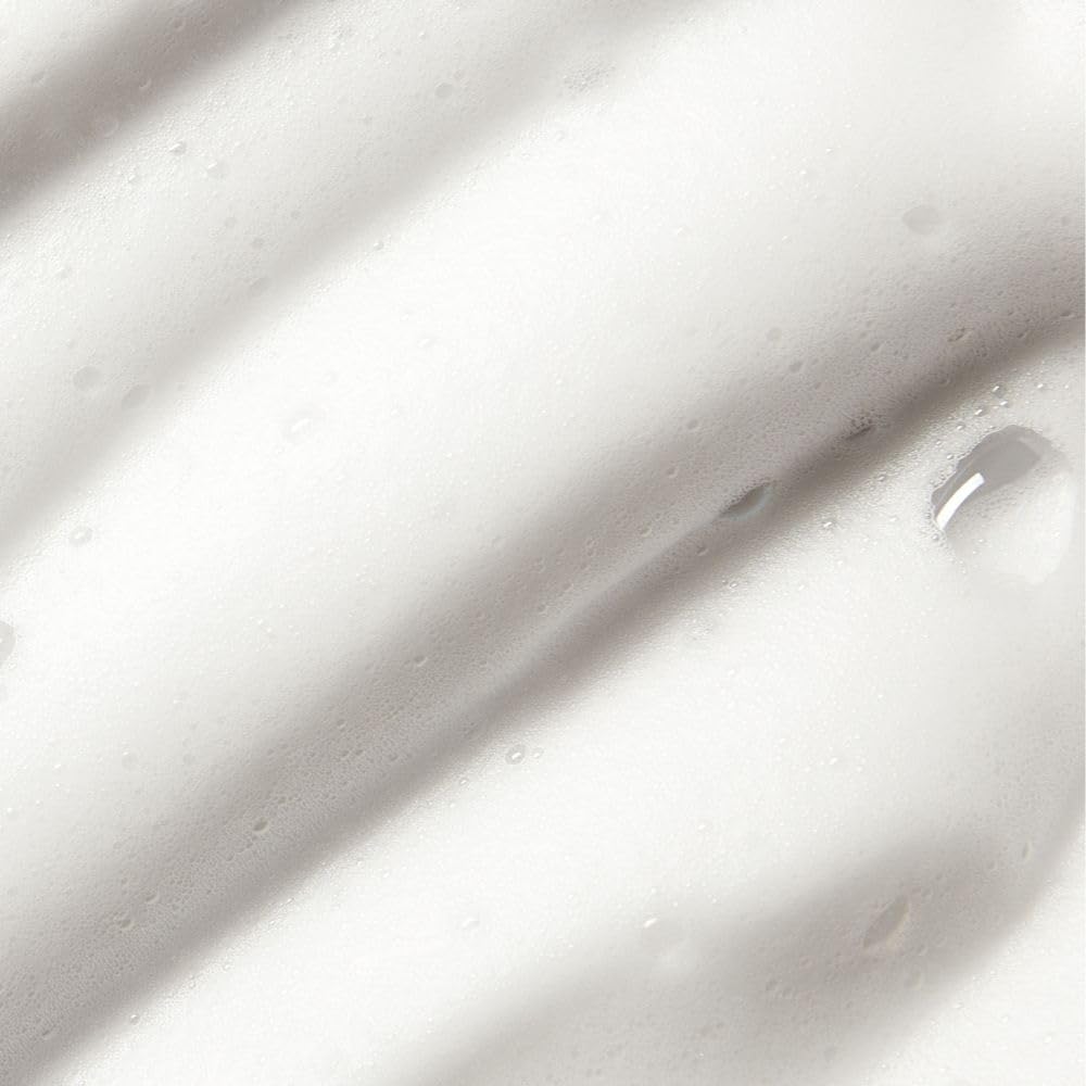 St.Tropez Purity Mousse, textura ligera que seca rápido para un acabado uniforme