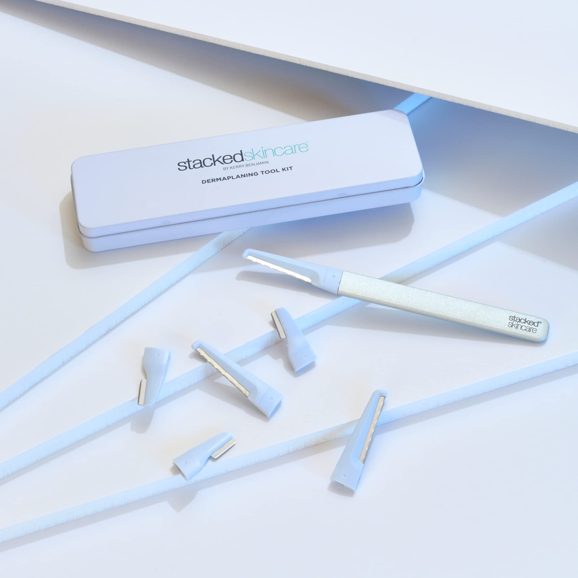 StackedSkincare Dermaplaning: mejora la absorción de serums tras la exfoliación suave