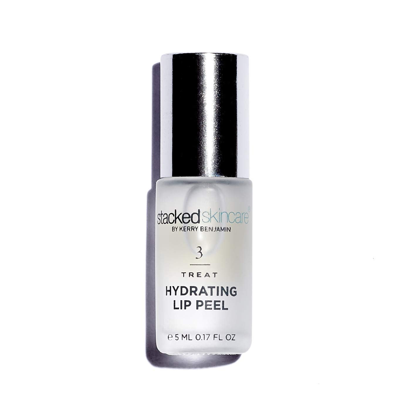 StackedSkincare exfoliante labial hidratante en botella, exfolia suavemente y humecta labios secos.