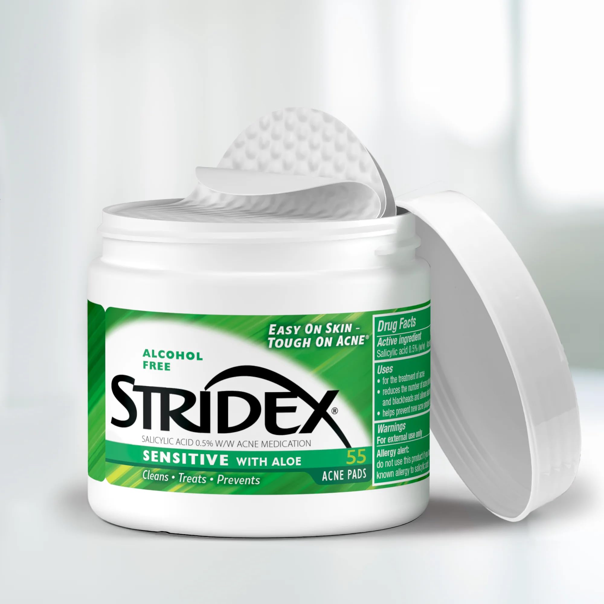 Toallitas Stridex Sensitive Aloe ayudan a desbloquear poros.