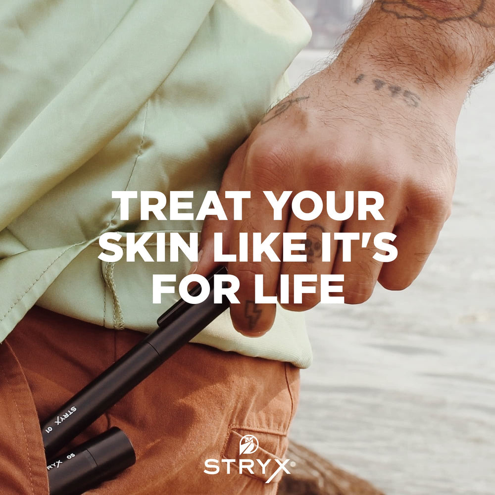 Stryx corrector para caballero, tono caoba mediano, diseño discreto cabe en bolsillo.