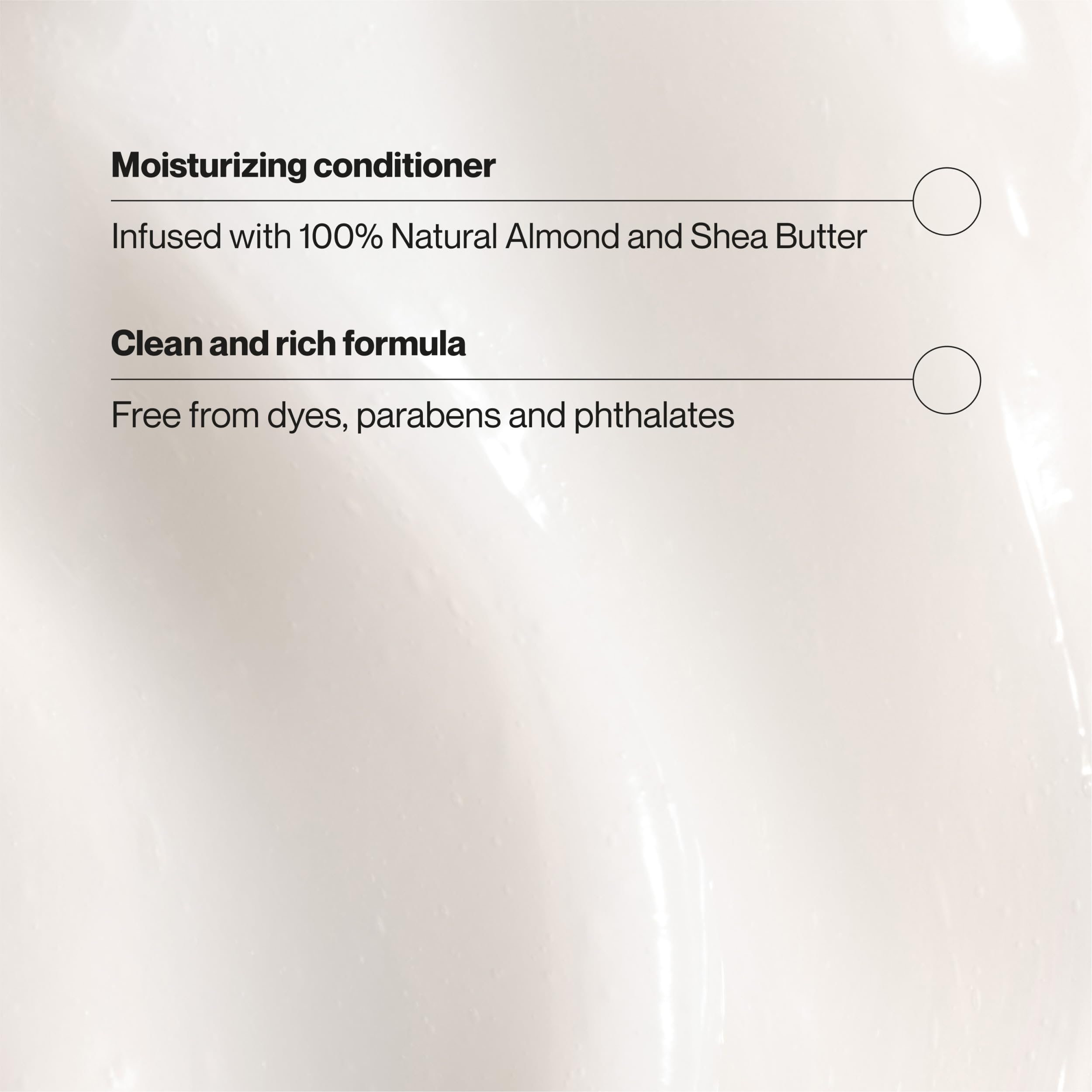 Aplicación suave para cabello dañado y seco con Suave Almendra y Manteca.