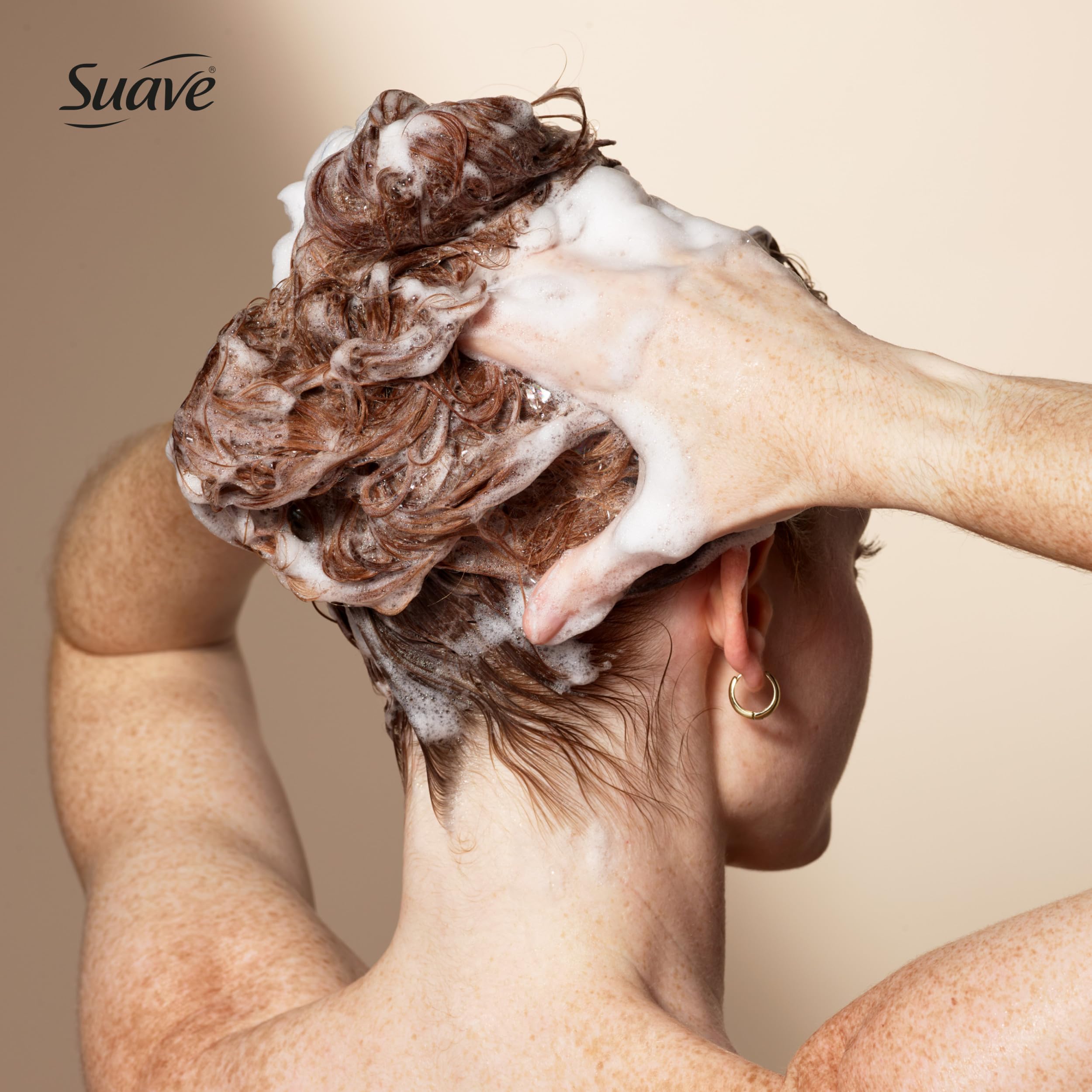 Suave Keratin Infusion Protección contra la humedad para peinados duraderos.
