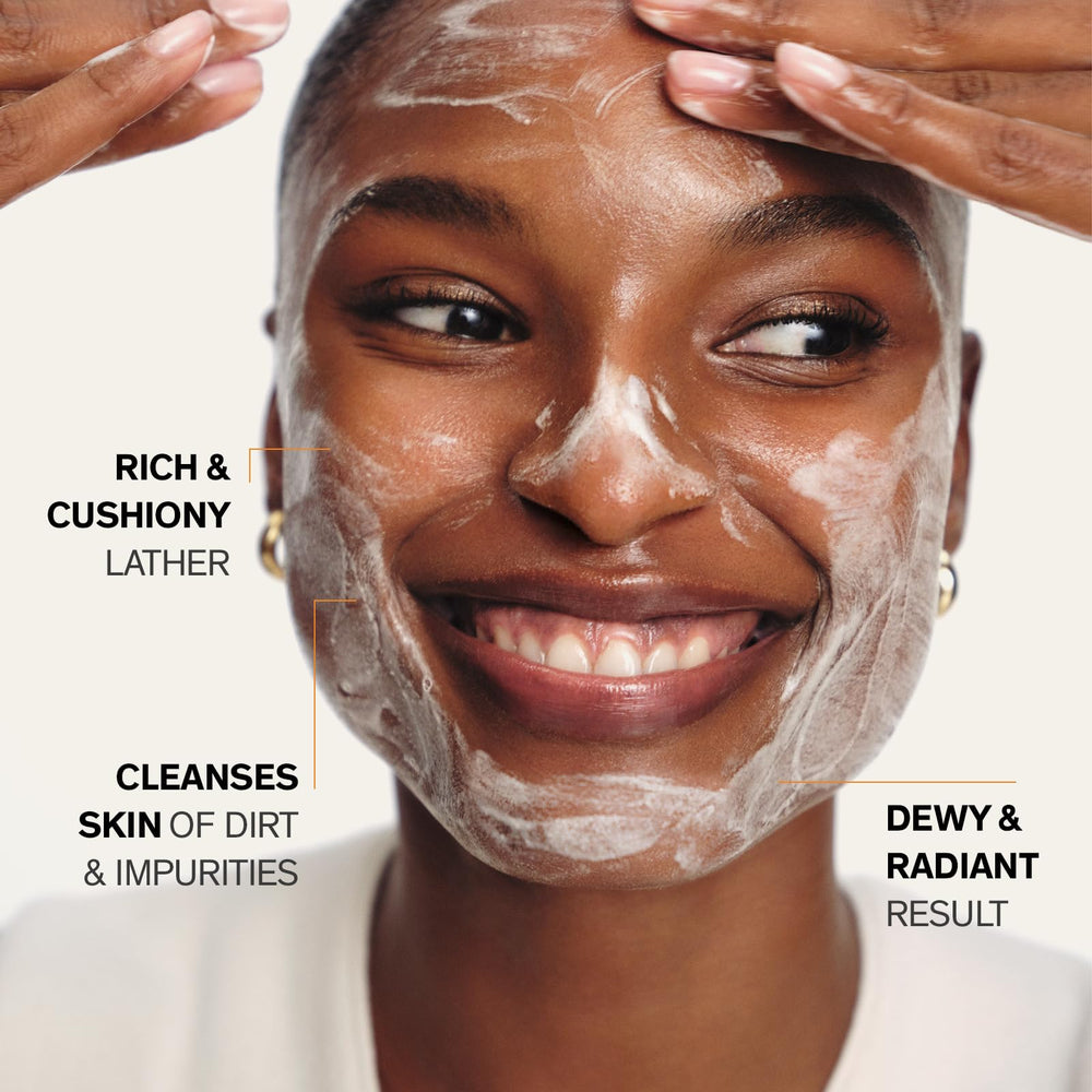 Sulwhasoo Gentle Cleansing Foam: espuma cremosa que limpia sin resecar la piel.