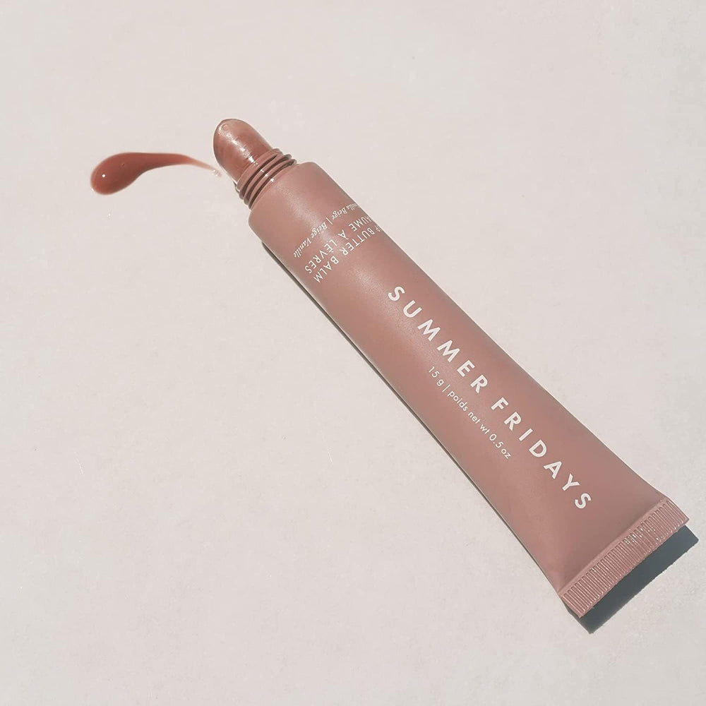 Summer Fridays Balsamo Labios aroma a vainilla para experiencia agradable.