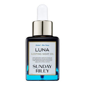Sunday Riley Luna, bote de aceite nocturno con retinol para piel más suave.