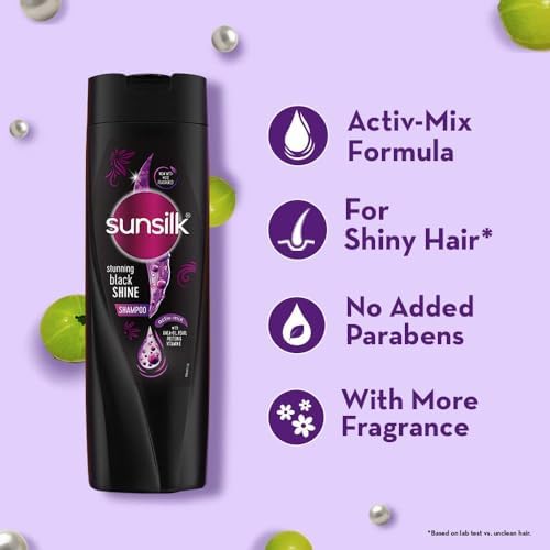El cabello se mantiene manejable gracias a Sunsilk Stunning Back Shine.