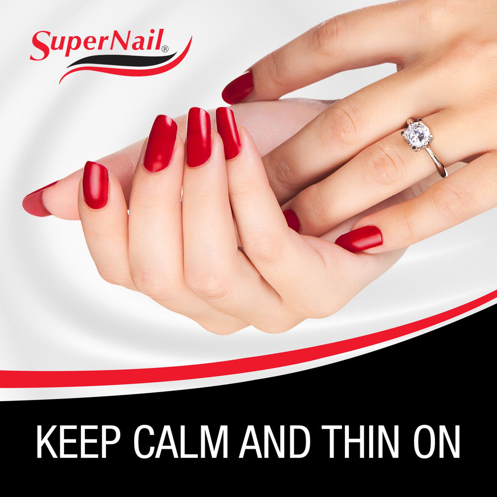 SuperNail aplicación suave e igualada para capas limpias sin rayas.