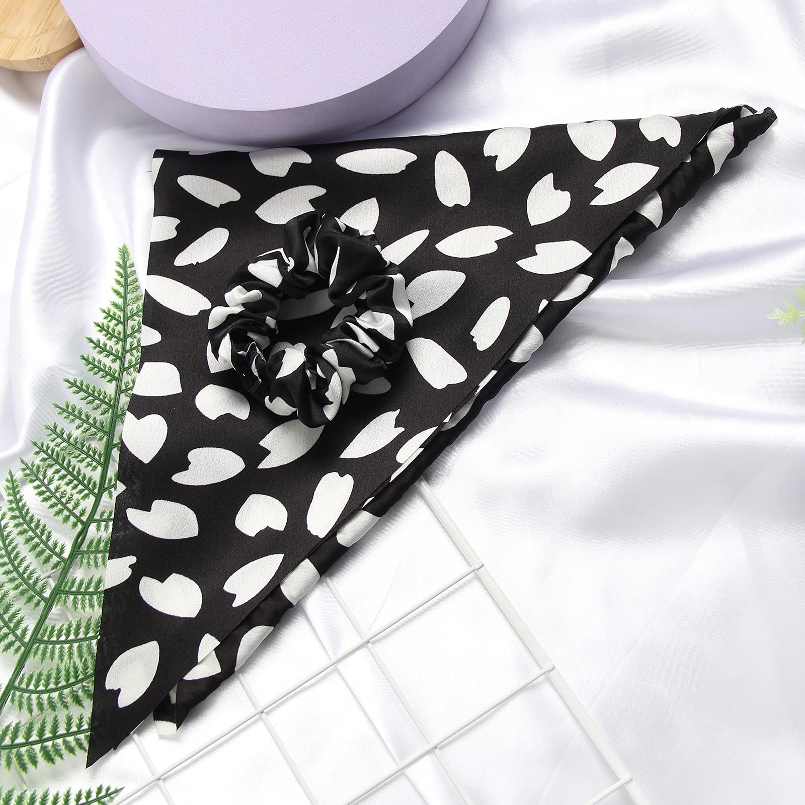 SUSULU Scrunchie lazo satinado blanco para peinado elegante y cómodo.