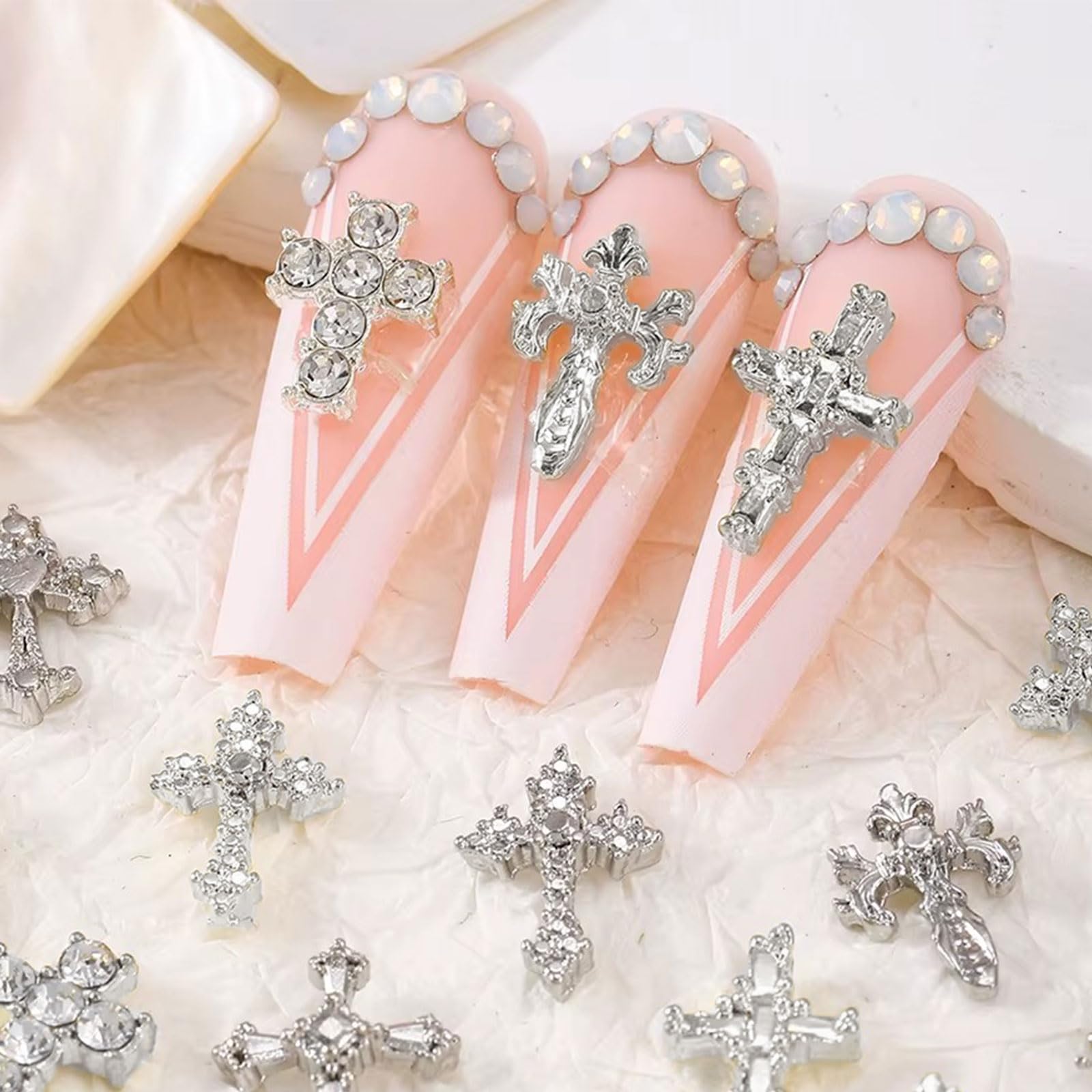 Adornos para uñas en cruz plateada Symphonyw, perfecto para manualidades.
