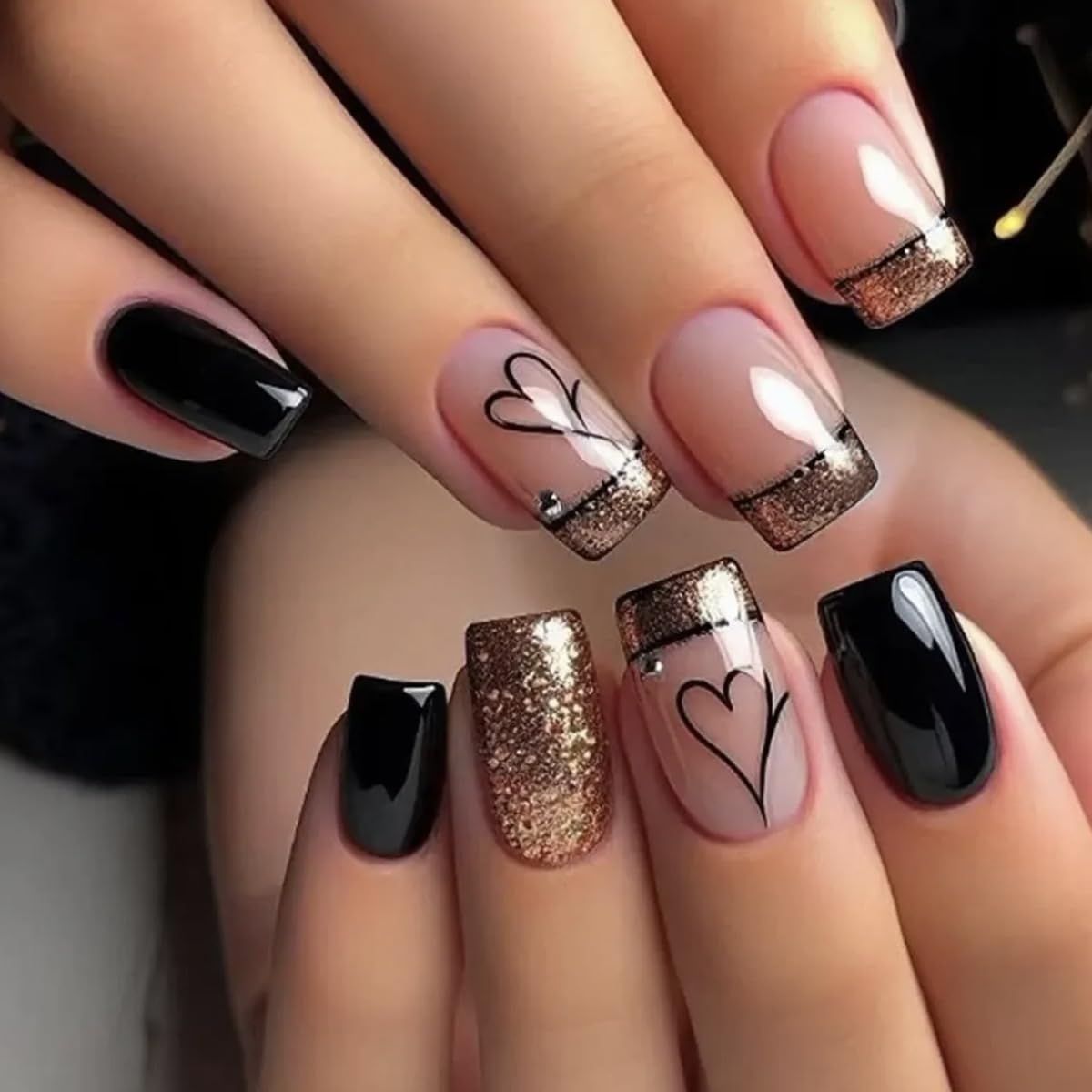 SYPAFG uñas postizas cuadradas con diseño corazón negro para acabado elegante y duradero