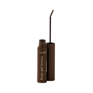 tarte gel de cejas tintadas: empaque cercano para definir cejas con precisión.