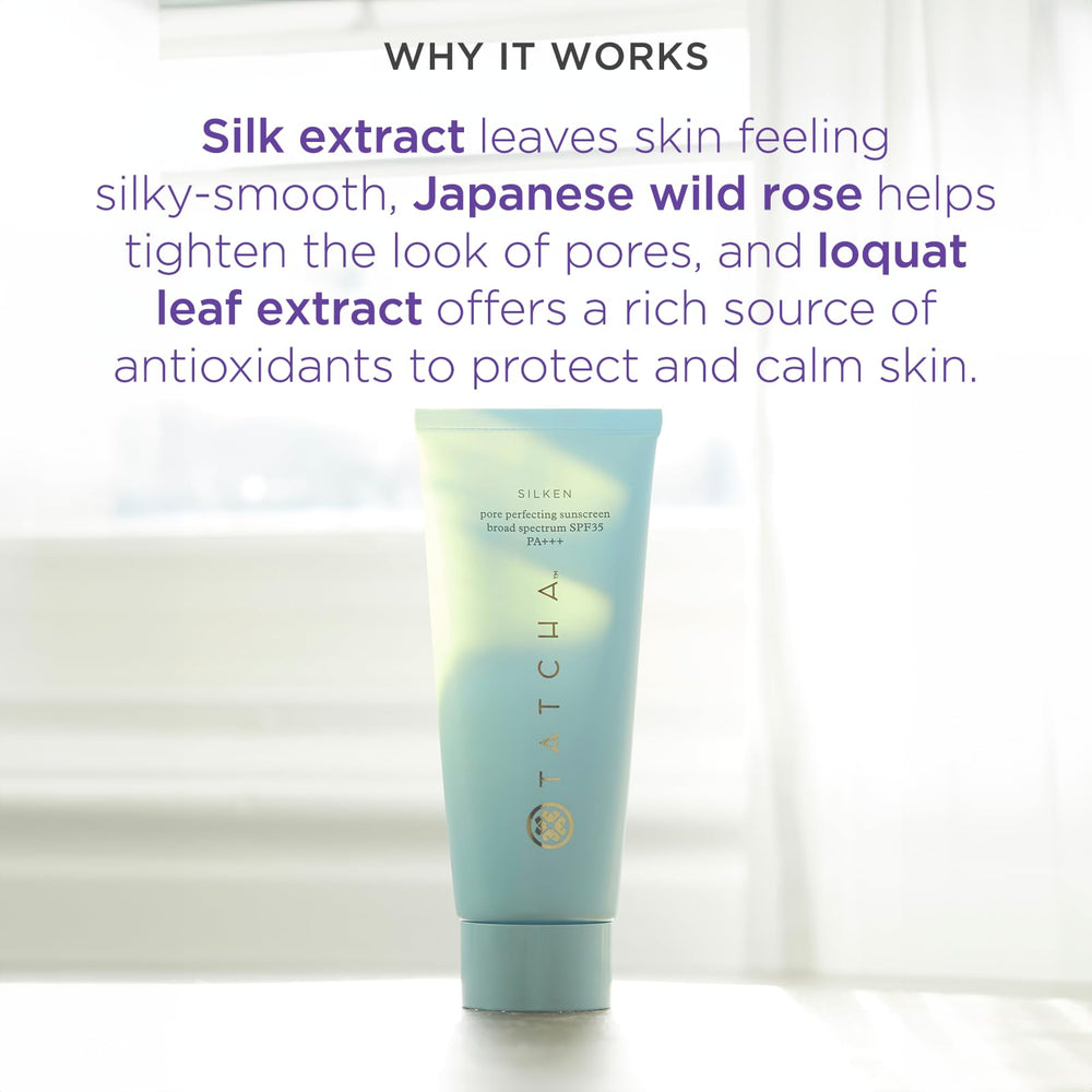 Tatcha protector solar sedoso, aplicación como primer para maquillaje.