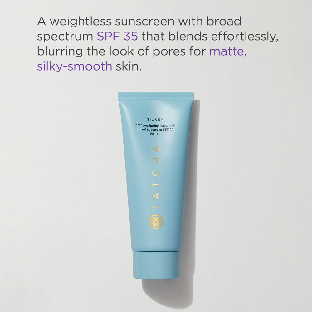 Tatcha protector solar sedoso, textura suave para acabado sedoso.
