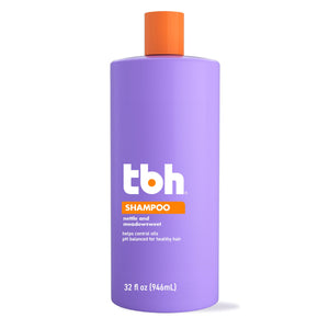 TBH champú para adolescentes y niños, botella derramando, lavado suave y control del frizz.