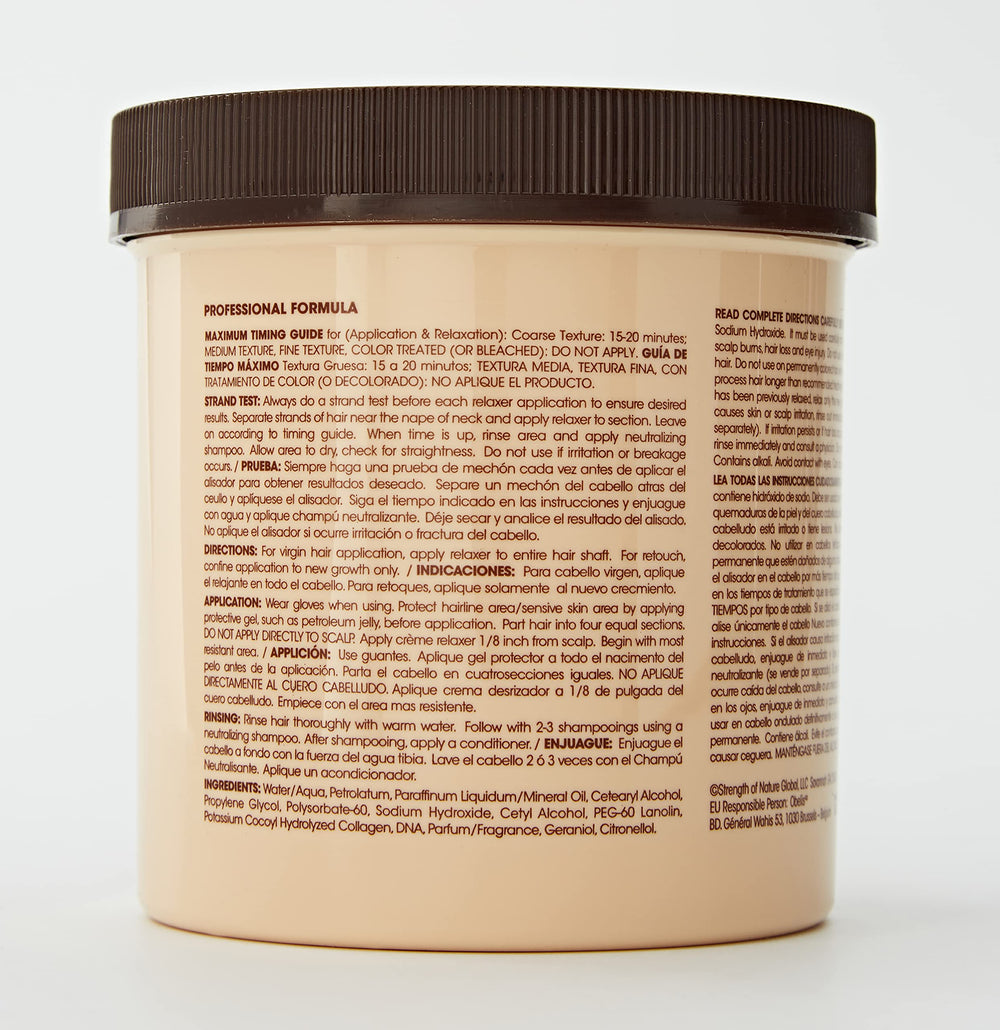 TCB Relajante sin base crema para cabello, aplicación suave en la mano.
