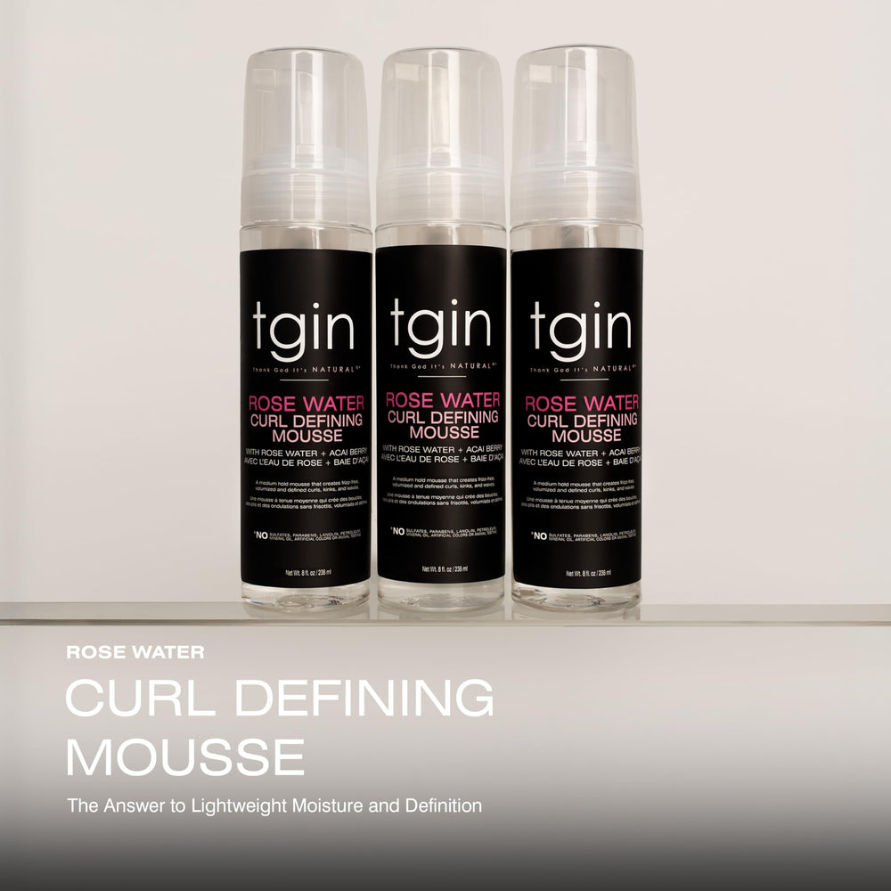 Mousse tgin controla frizz en rizos y ondas, ligero y sin peso.