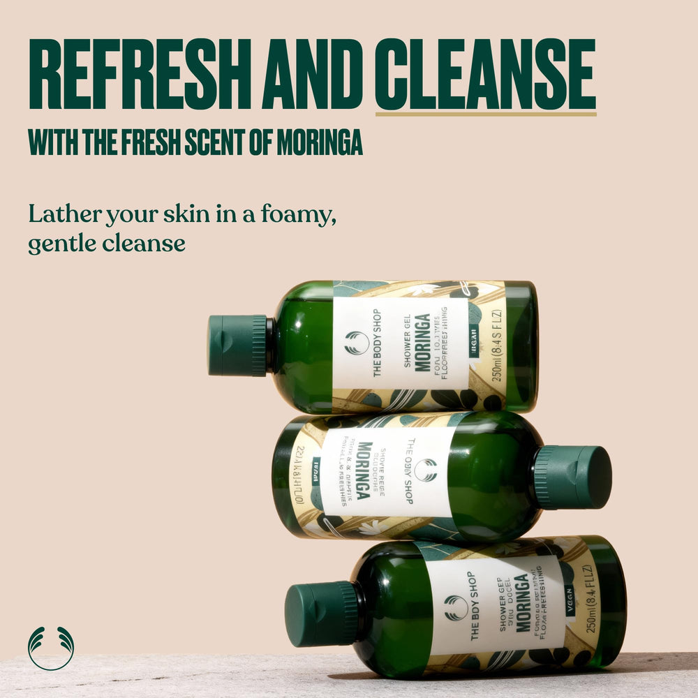 The Body Shop gel de moringa con textura gel, se transforma en espuma cremosa.