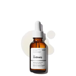 Frasco de The Ordinary Retinol 0.2% en Escualano para uso nocturno suave.