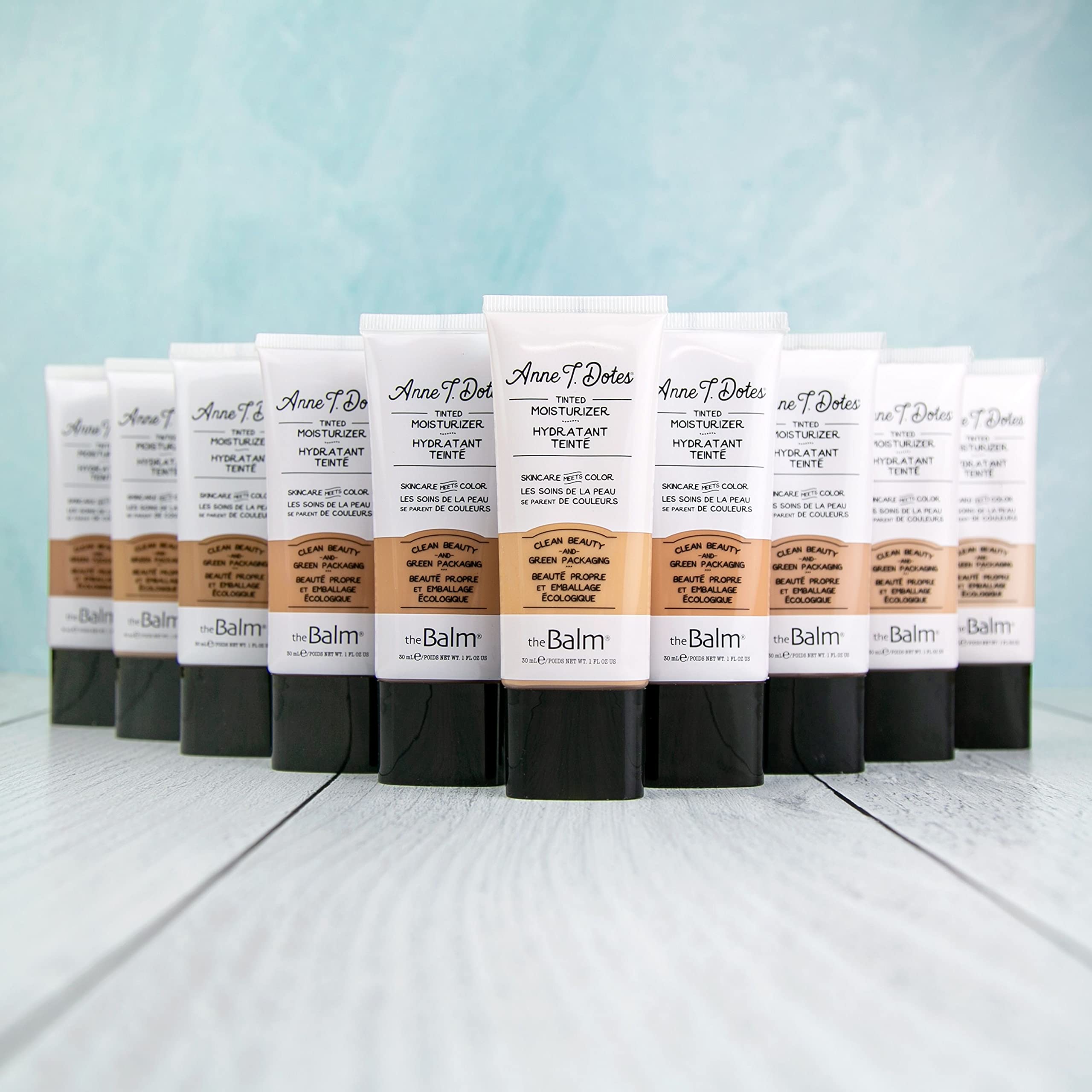theBalm Anne T. Dotes Tinted Moisturizer fabricado en Estados Unidos: calidad premium.