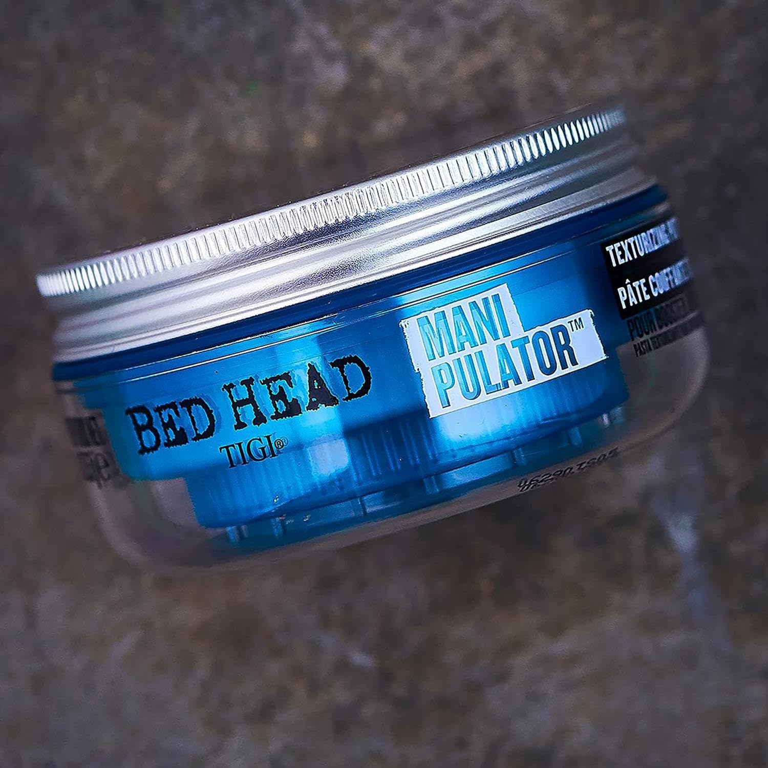 Aplicación fácil en la palma de la mano para TIGI Bed Head Manipulator.