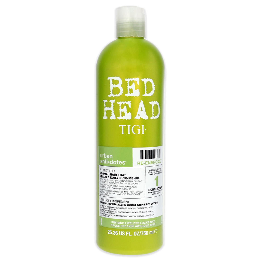Acondicionador Renergize de TIGI Bed Head, botella visible, hidratación ligera y brillo suave.